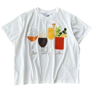 QUEEN OF SPARKLES BRUNCH TEE